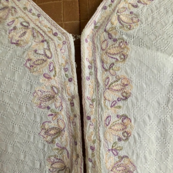 NWOT Boho embroidered top - Picture 16 of 16